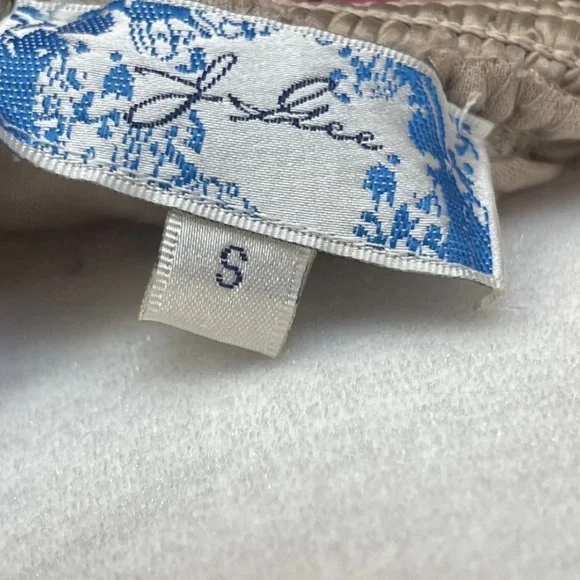 J Gee Beige Crochet Lace Midi Skirt Size Small – Boho Chic, Excellent Condition - Picture 8 of 8